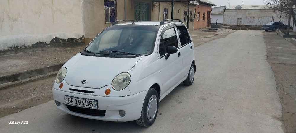 Matiz oq rangi 2004yili holati ideal 270000 yurgan