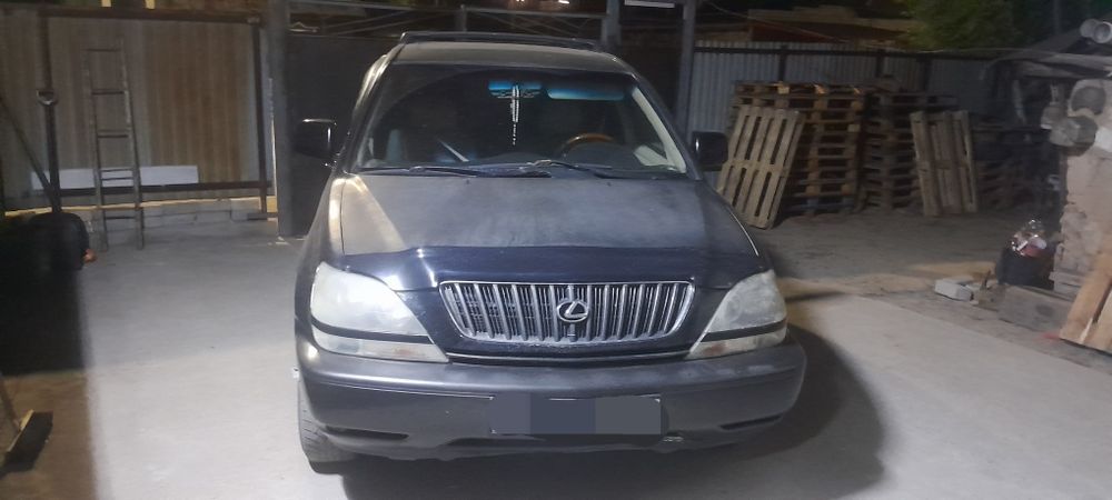 Продам лексус рх 300