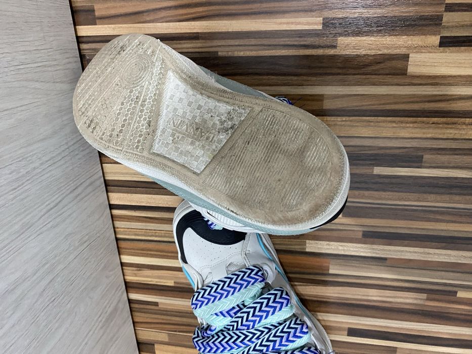 Lanvin curb blue