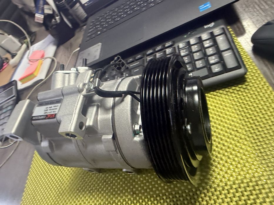 Компрессор кондиционера Mazda CX-7 , CX-9 2.3 TURBO