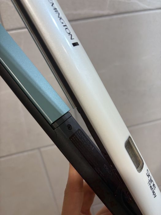 Преса за коса Remington Shine Therapy