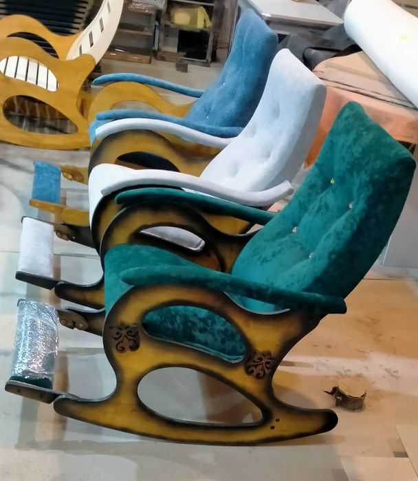 Продам новые кресло качалки!