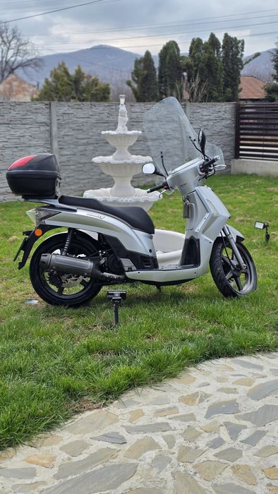 Vând Kymco people 200cc