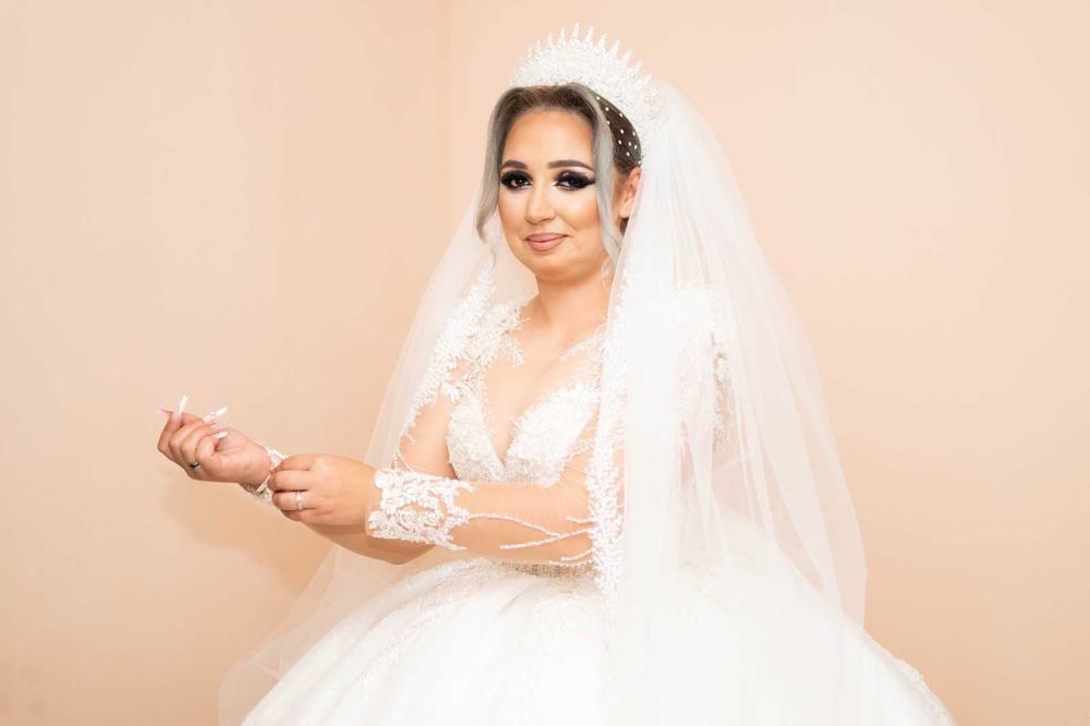 Vand rochie de mireasa