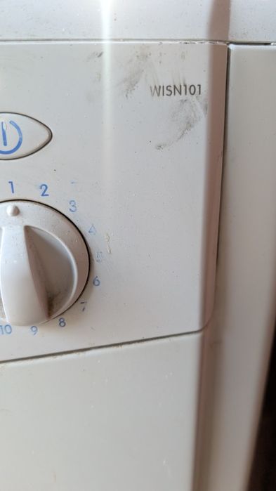 Продам стиральную машину