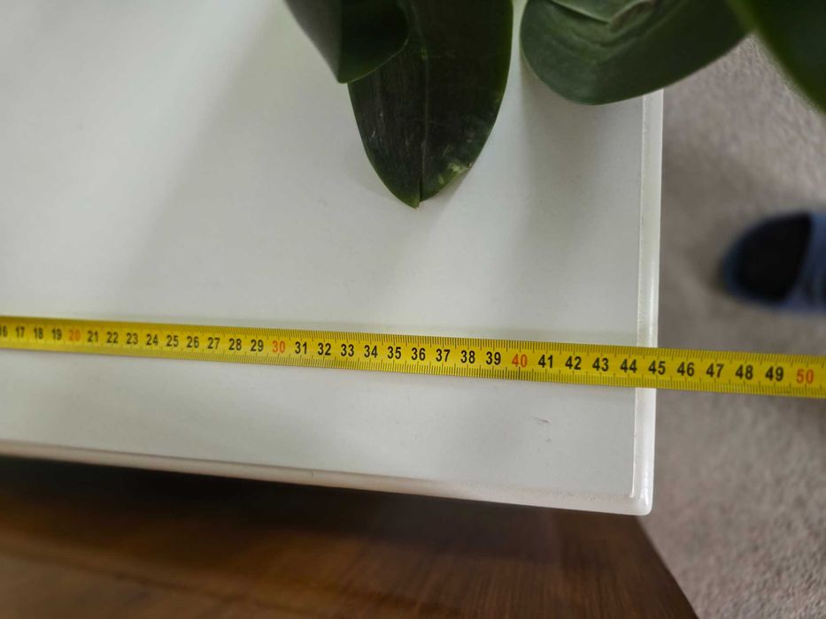 Стъклена маса(бюро) и други