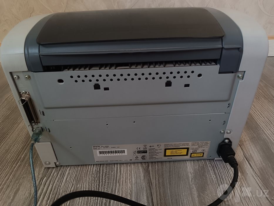 Продаю надёжный лазерный принтер Epson EPL-6200L — отличный вариант дл