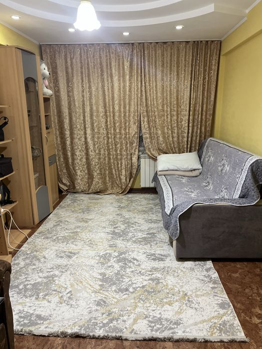 Продам ковер. 15000тг