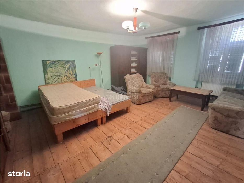 2 Apartamente la casa pivnita garaj in Cisnadie