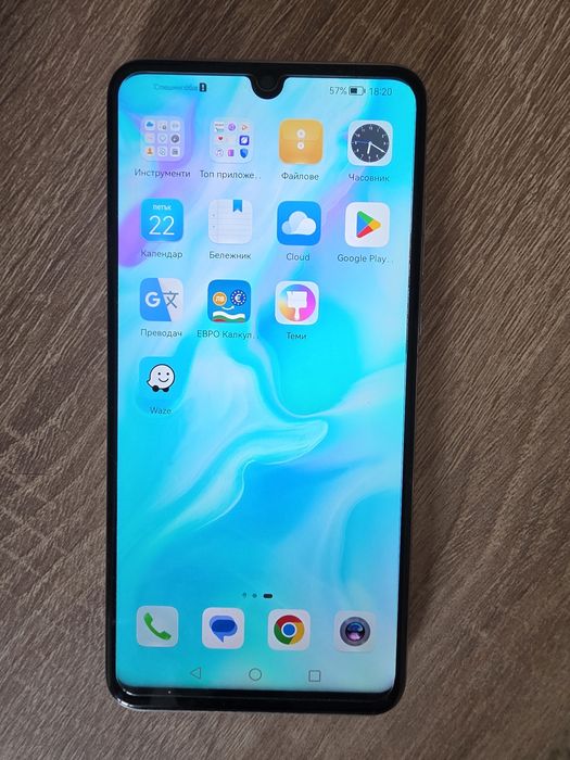 Телефон Huawei P30 lite