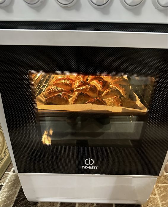 Электрическая плита indesit