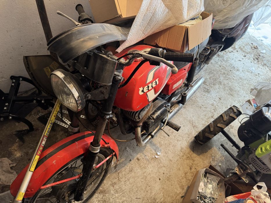 Продавам два броя Cz 350