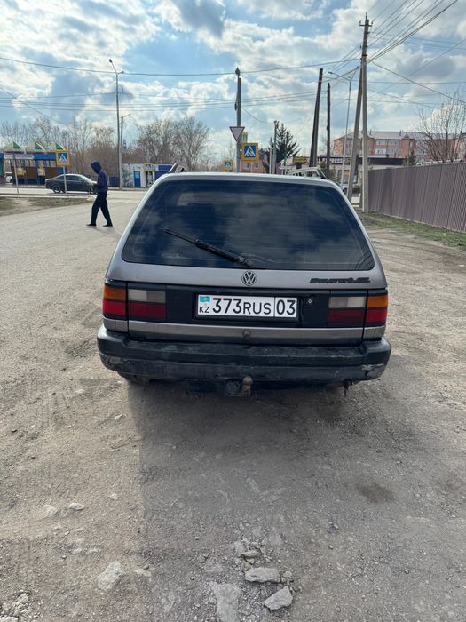 Продам пассат б3 1.8 моно