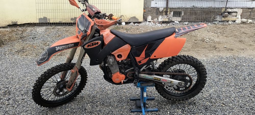 Vând KTM EXC 450 (2006) – 4 Viteze / Stare Foarte Bună