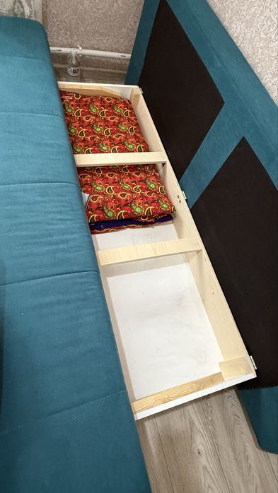 Мягкий Российский диван