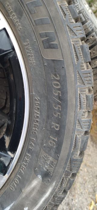 Продам колеса 205/55/16