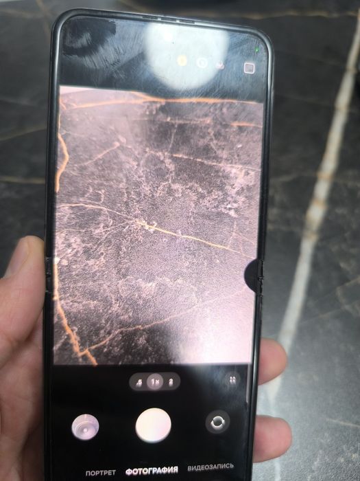 Срочно продам Samsung Galaxy z flip5