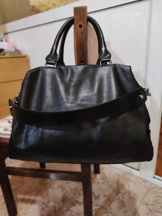 Маркова италианска кожена чанта Nero Giardini, естествена кожа