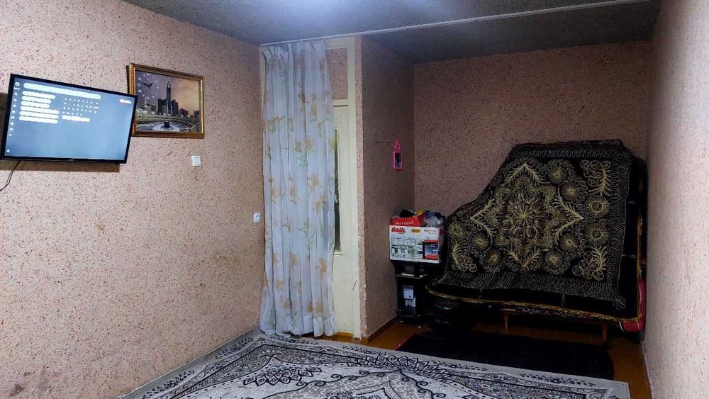 Uy sotiladi 1 xonali