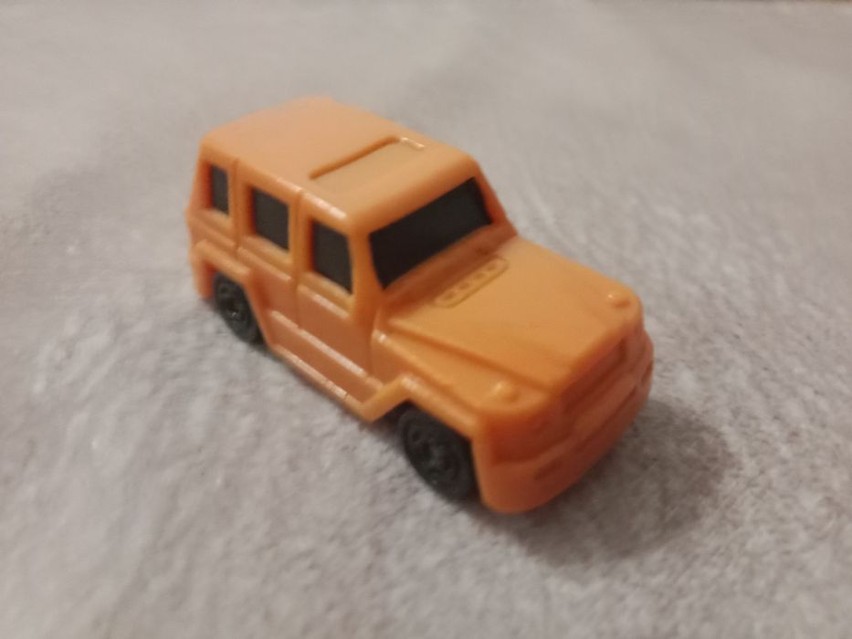 игрушка машинка маленькая