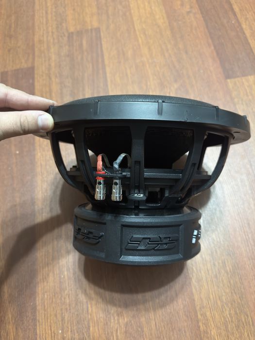 Сабвуфер Дефбонс 272 д2