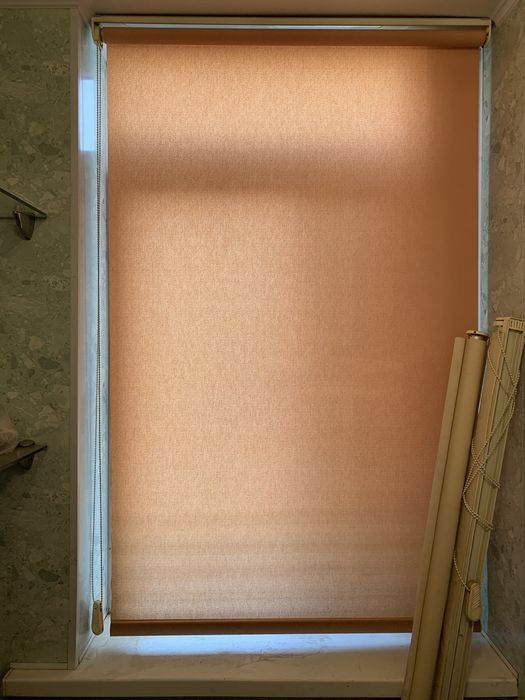 Продам ролл шторы