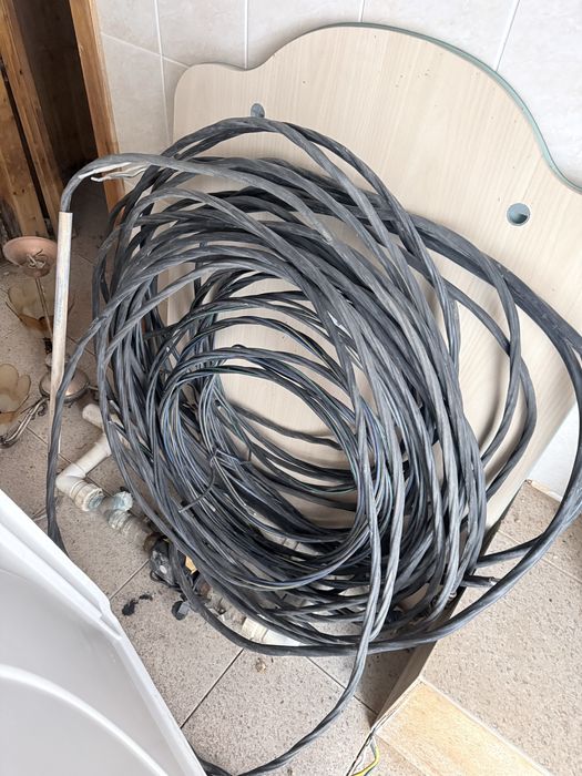 Продам Кабель силовой 4-х жильной