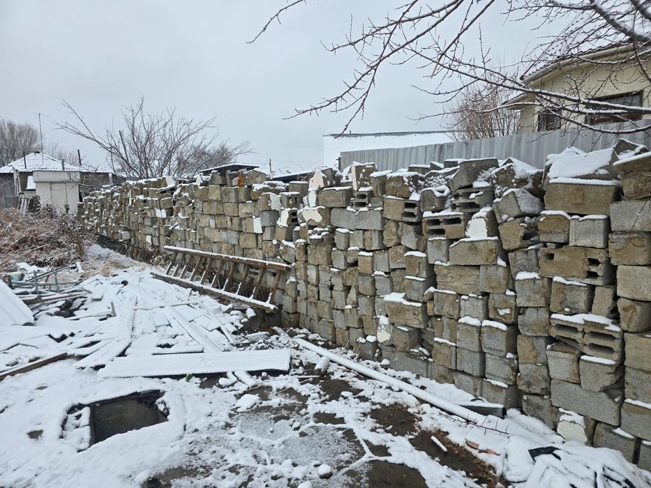 Продаются б/у пескоблоки по 90 тг