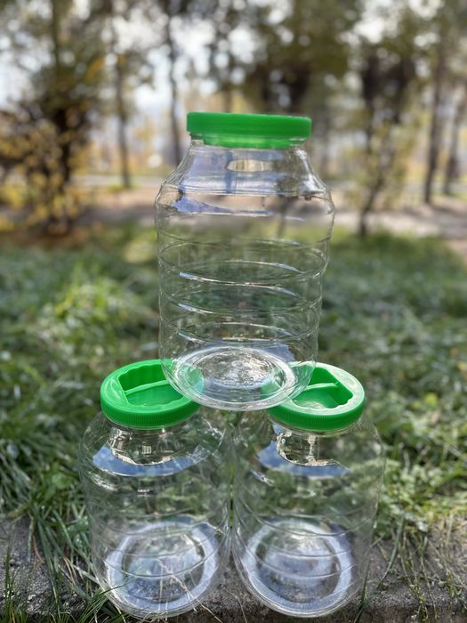 Банки пластиковые 3 литра