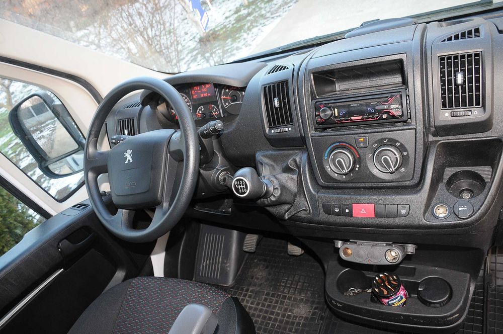 PEUGEOT Boxer 2021 2.2HDi 140 CP E6 6 trepte CabinaDormitor Webasto AC