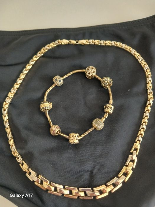 Vând colier de aur 14k la 16,5 grame preț gram 550 lei și brățară Pandora de aur 14k  grame 19,82 preț gram 550 lei nu se vinde doar în Arad .