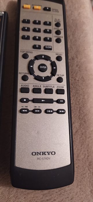 Telecomanda Yamaha și Onkyo