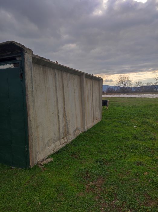 Продава се Гараж / Паркомясто в Казанлък - 18 кв.м за 71 €/кв.м - Снимка #2