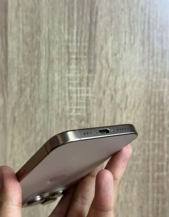 iPhone 16 Pro с гарант