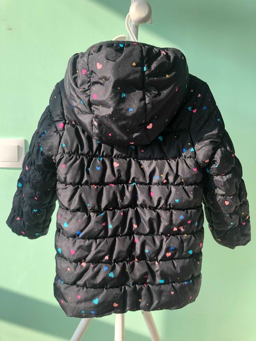 Детско зимно яке на цветни сърчица