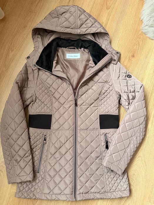 Пролетно яке Calvin Klein