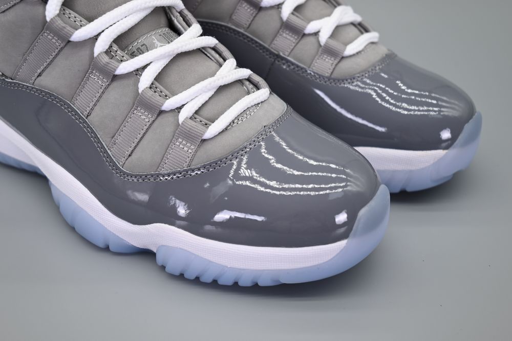Air Jordan 11 Retro "Cool Grey"