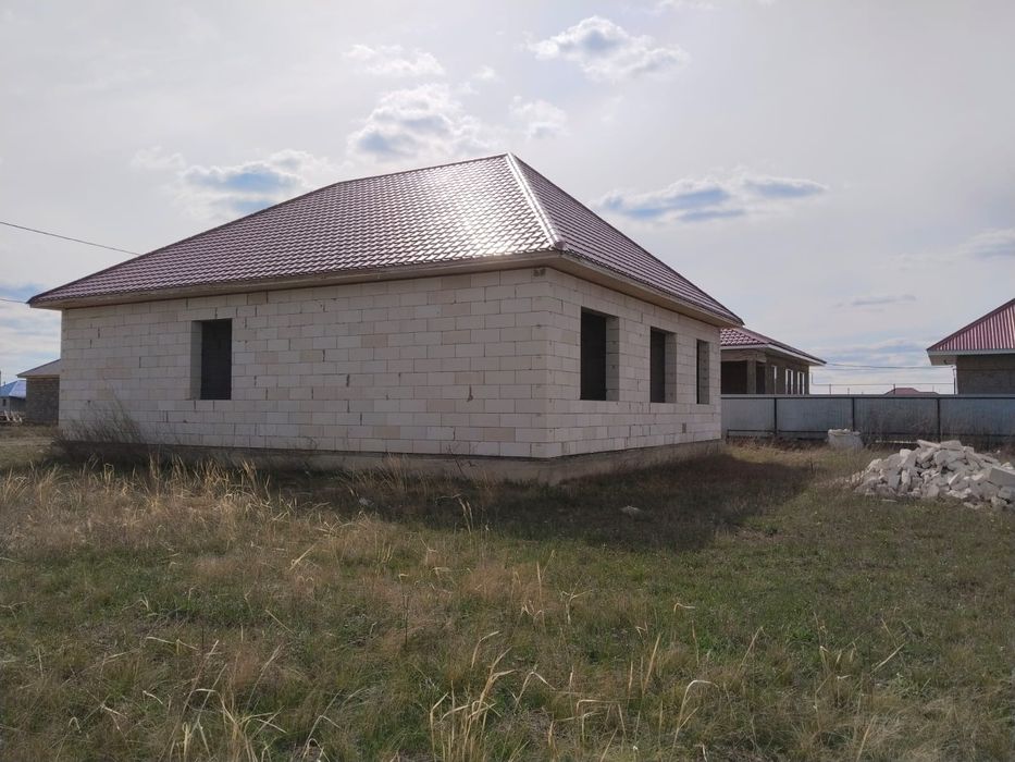 Срочно срочно продам дом недостроенный