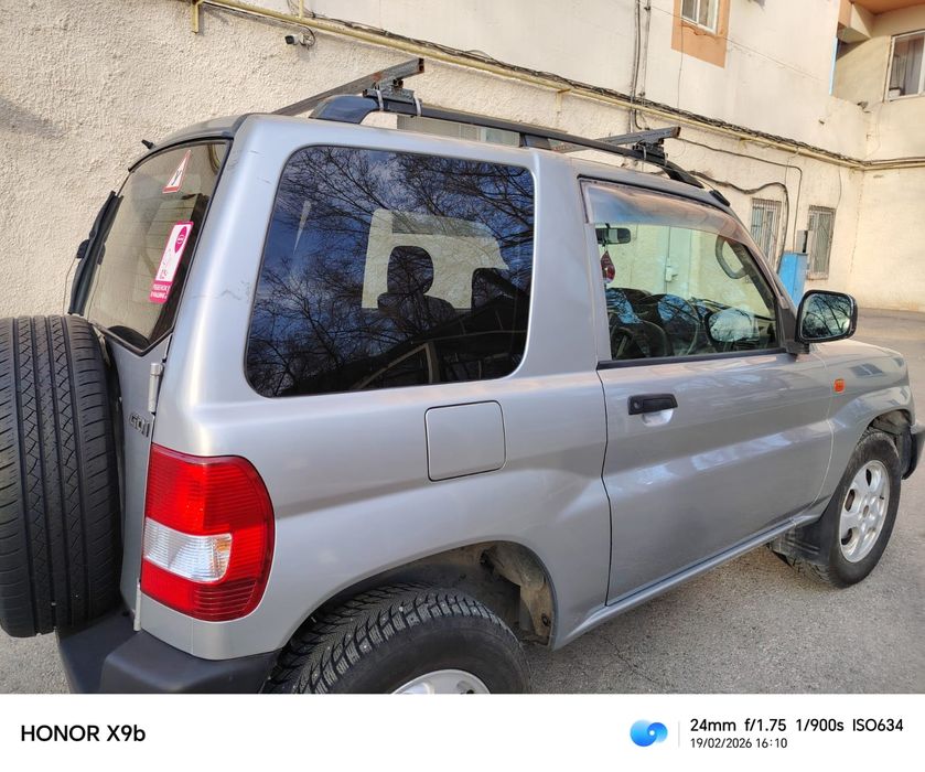 Митсубиси паджеро io