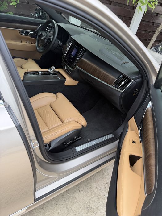 Volvo s90 hybrid  4x4 80.000 km din 2023