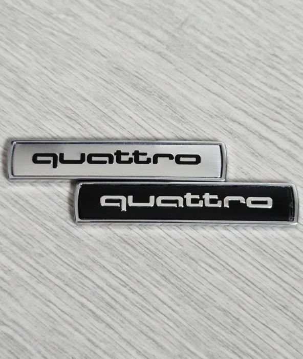 Emblema-Sigla-Logo-Stema-Quattro-Spate-Haion-Cromata-Neagra-Lucions-Argintie-Interior-Bord-Audi-A4-A5-A6-A7-A8-Q3-Q5-Q7-Q8-Sline