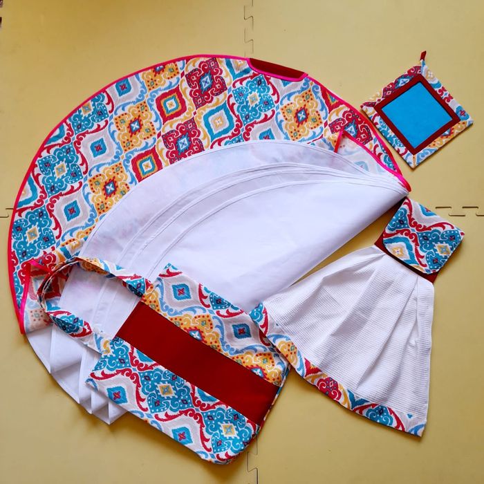 Сыпыра. Набор кухонный. Ланчмат под горячее.