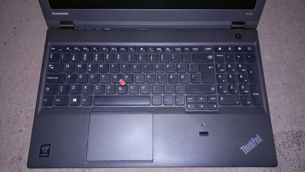 Laptop Lenovo Core I3 4000M 8gb dd3 display 15,6inch full hd
