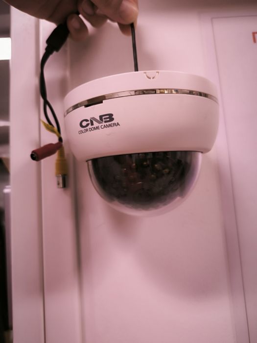 Цветна аналогова куполна камера 600TVL