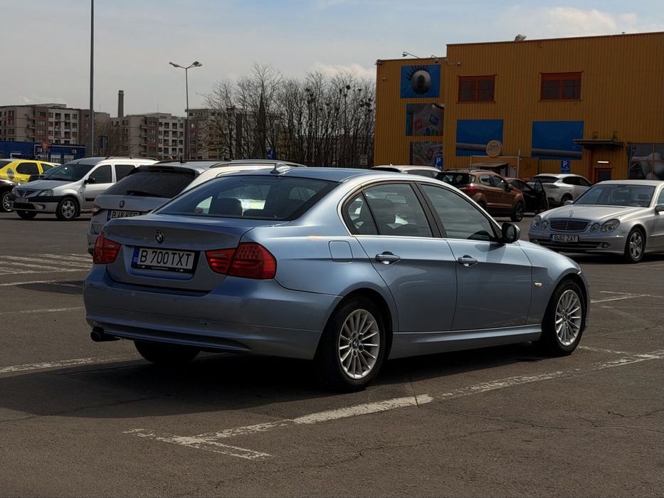 BMW Seria 3 2010 — imagine 10