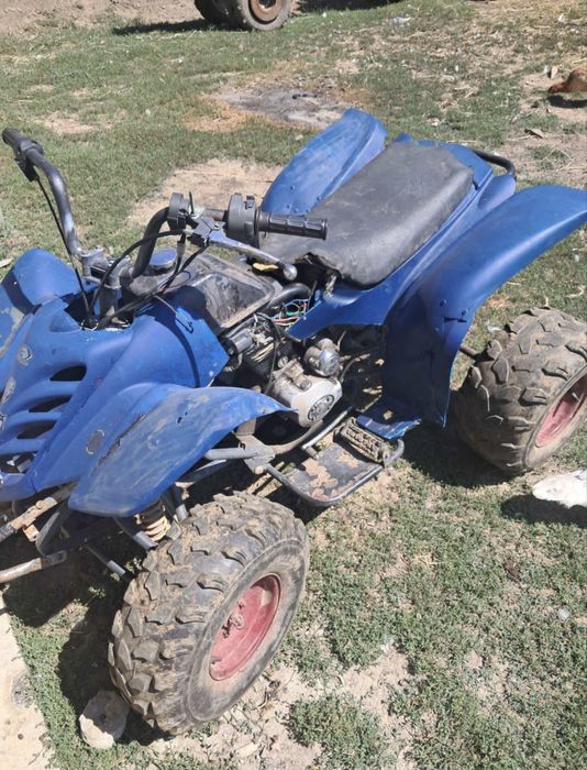 Atv 200cc impecabil necesita dpar caroseria schimbata si saua in rest motorul merge perfect