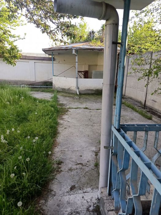 Назарбекда 6 соток ер СРОЧНО СОТИЛАДИ.