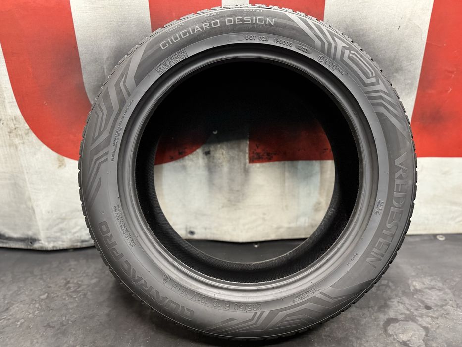 235 50 18, Всесезонна гума, Vredestein Quatrac, 1 брой