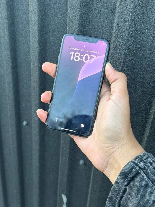 iPhone 11 pro с коропкой
