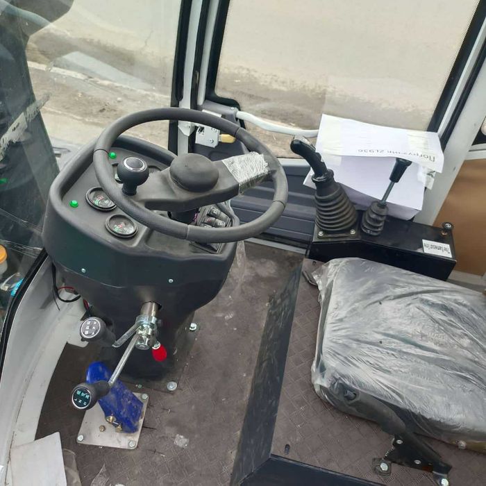 Фронтальный погрузчик ZL928